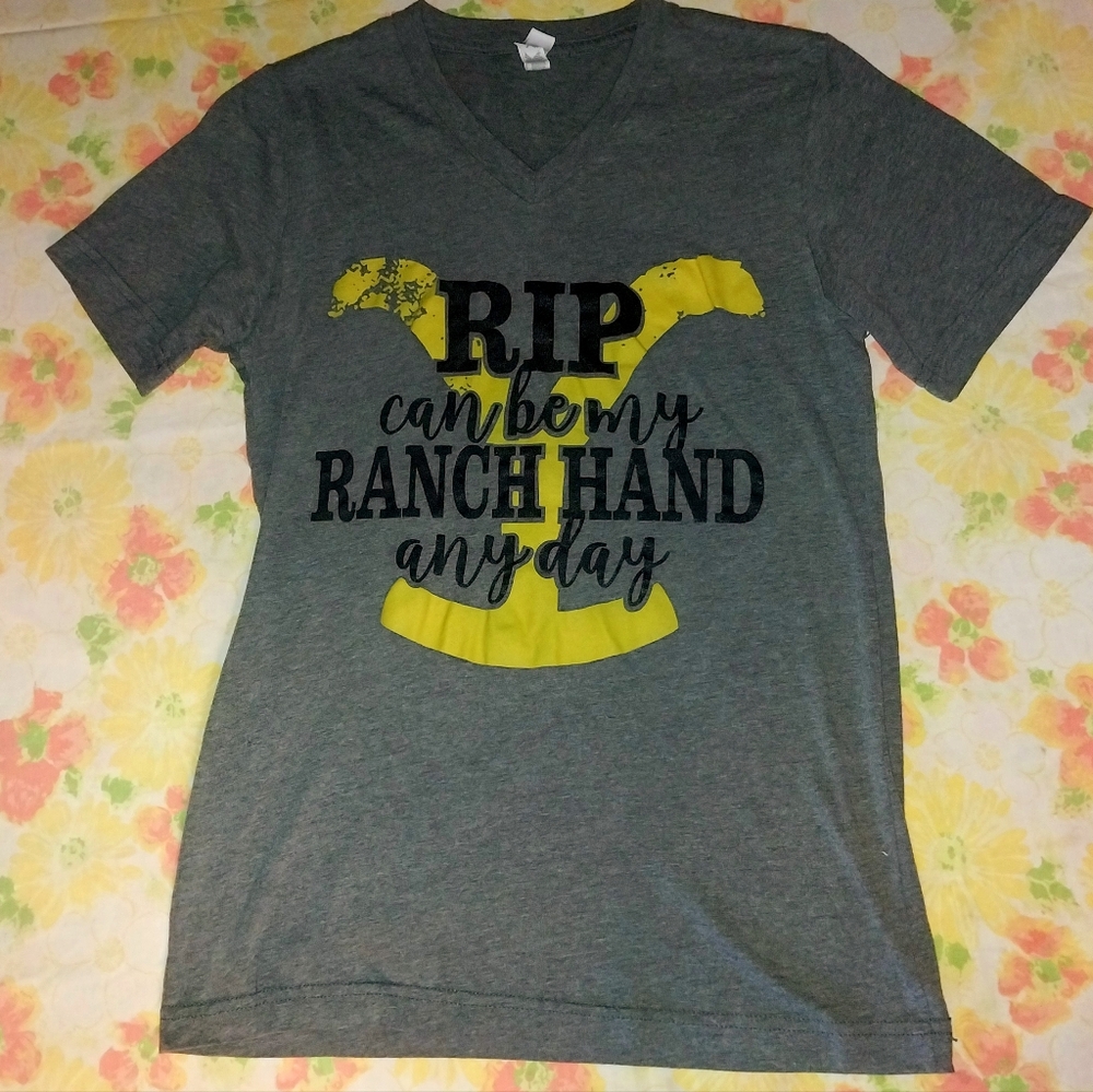 Yellowstone Women's Black Rip T-Shirt